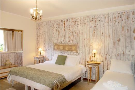 Apartamento Triplo - Pousada da Pedra - Campos